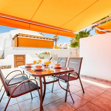 196 Parque Santiago 2, Big Terrace, Pool Side Appartement