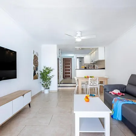 196 Parque Santiago 2, Big Terrace, Pool Side * Playa de las Américas